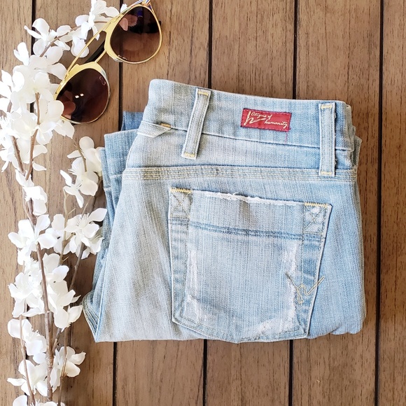 Citizens Of Humanity Denim - Citizens of Humanity Light Wash Capris Size 28